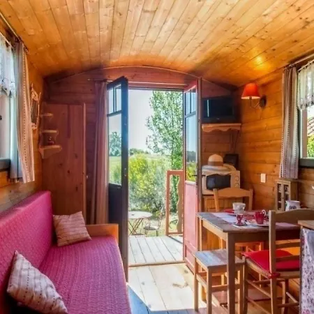 House Les Chalets Des Mousquetaires Dom wakacyjny Mirepoix (Ariege)